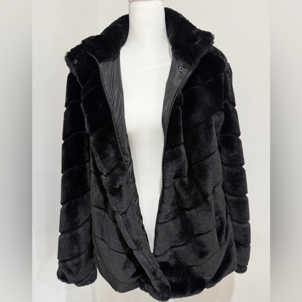 Cavalini Size LP Women Petite Faux Fur Jacket - Picture 6 of 15